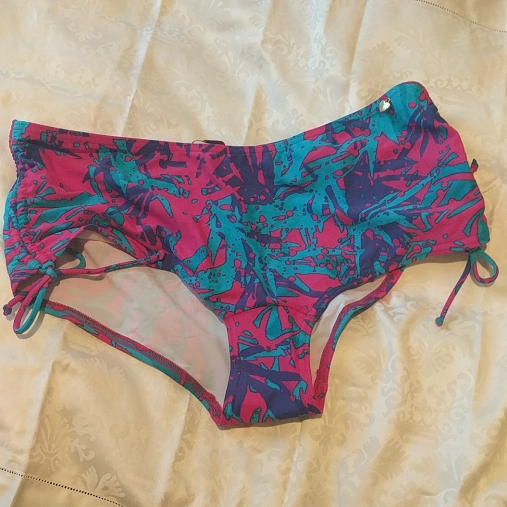 80s print high waist bikini bottoms 👙